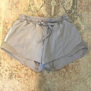 Lululemon silver gray running shorts size 6